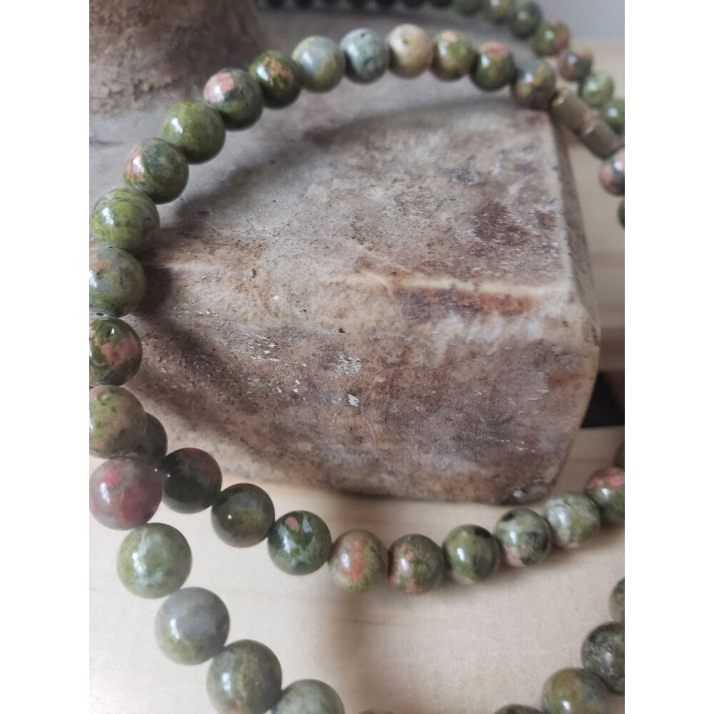Polished Jasper Vintage Necklace Gemstone Necklace Wearing gemstones